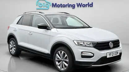 Używany VW T-Roc Design 110 KM (80 kW) 2021 Srebrny SUV