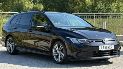 Used VW Golf VII R-line 150 HP (110 kW) 2021 Black Hatchback