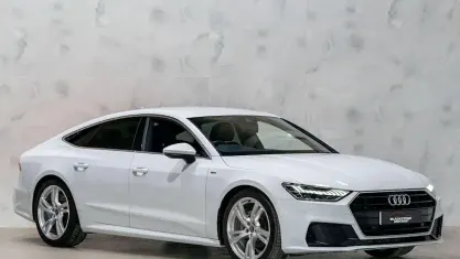 Used Audi A7 Sportback S-Line 204 HP (150 kW) 2021 White Hatchback