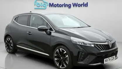 Begagnad Renault Clio V Techno 143 HK (105 kW) 2024 Halvkombi