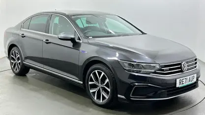 Used VW Passat GTE 218 HP (160 kW) 2021 Grey Sedan