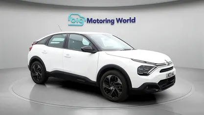 Used Citroën C4 PureTech 131 HP (96 kW) 2022 White Hatchback