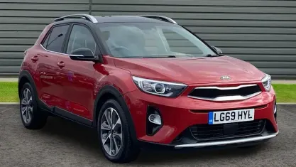 Used Kia Stonic 120 HP (88 kW) 2019 Red SUV