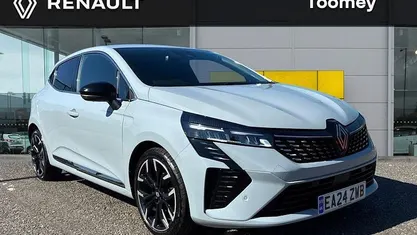 Used Renault Clio V Techno 90 HP (66 kW) 2025 Hatchback