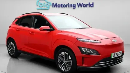 Usado Hyundai Kona Premium 150 kW (204 CV) 2022 Rojo SUV
