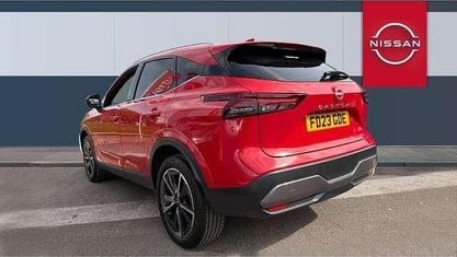 Used Nissan Qashqai Tekna 140 HP (102 kW) 2023 Red SUV
