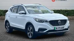 Solid arctic white Used 2020 MG ZS Exclusive Sedan | £11,168 (Fair price)