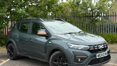 Used 2024 Dacia Sandero Extreme Hatchback | £14,112 (Good price)