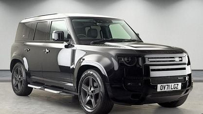Begagnad Land Rover Defender SE Dynamic 249 HK (183 kW) 2025 SUV
