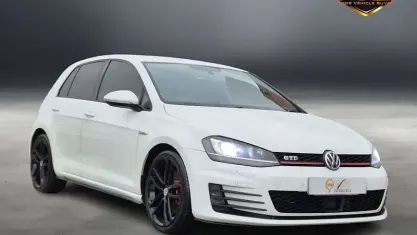 Używany VW Golf VII GTD 184 KM (135 kW) 2015 Biały Hatchback