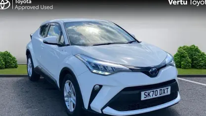 Used Toyota C-HR 122 HP (89 kW) 2020 White SUV