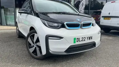 Używany BMW i3 Comfort Edition 125 kW (170 KM) 2022 Hatchback