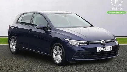 Used VW Golf VIII Life 150 HP (110 kW) 2023 Hatchback