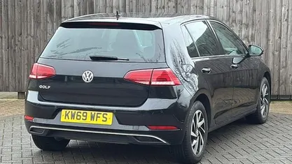 Used 2019 VW Golf VII Match Hatchback | £14,799 (Fair price)