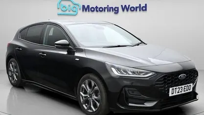 Usado Ford Focus ST-Line 125 HP (91 kW) 2023 Preto Citadino