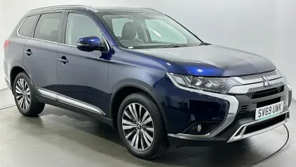 Używany Mitsubishi Outlander 150 KM (110 kW) 2019 Niebieski SUV