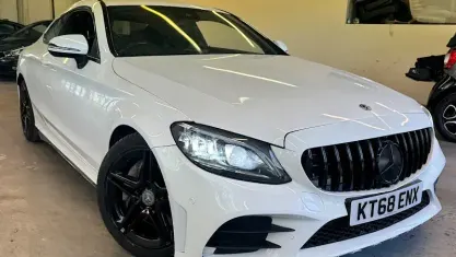 Used Mercedes C300 AMG Line Premium 245 HP (180 kW) 2019 White Coupe