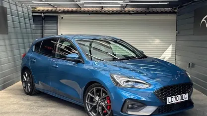 Used Ford Focus ST 280 HP (205 kW) 2020 Blue Hatchback