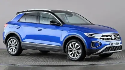 Gebraucht VW T-Roc Style 110 PS (80 kW) 2023 Blau SUV