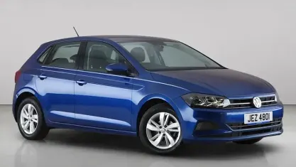 Used VW Polo SE 95 HP (69 kW) 2020 Blue Hatchback