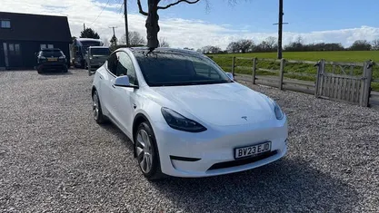 Used Tesla Model Y RWD 219 kW (299 HP) 2023 White SUV