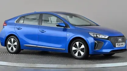 Used Hyundai Ioniq Premium 141 HP (103 kW) 2018 Blue Hatchback
