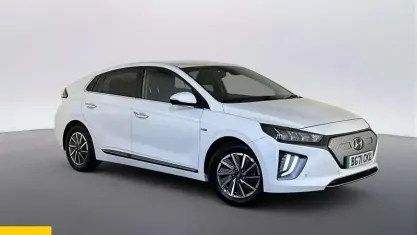 Używany Hyundai Ioniq Premium SE 100 kW (136 KM) 2021 Biały Hatchback