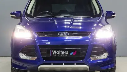 Usado Ford Kuga Titanium X 180 HP (132 kW) 2016 Azul SUV