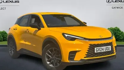 Used Lexus LBX 136 HP (100 kW) 2024 Yellow SUV