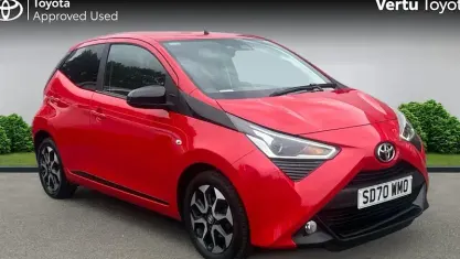 Used Toyota Aygo Trend 72 HP (52 kW) 2020 Red Hatchback