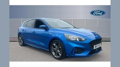 Used Ford Focus ST-Line 125 HP (91 kW) 2021 Blue Hatchback