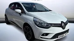 Glacier white Used 2018 Renault Clio IV Iconic Hatchback | £8,599 (Fair price)