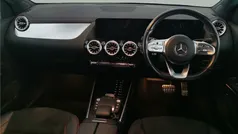 Mercedes EQA250