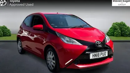 Used Toyota Aygo X-play 69 HP (50 kW) 2018 Hatchback