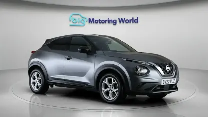 Used Nissan Juke N-Connecta 114 HP (83 kW) 2022 Grey SUV