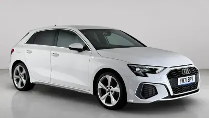 Used Audi A3 Sportback S-Line 110 HP (80 kW) 2022 White Hatchback