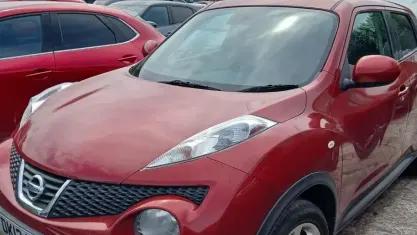 Used Nissan Juke Acenta 117 HP (86 kW) 2013 Red SUV