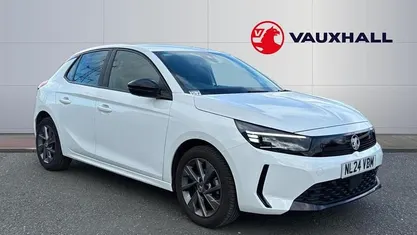 Used Vauxhall Corsa Design Edition 75 HP (55 kW) 2024 White Hatchback