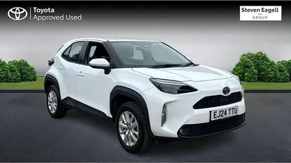 Used 2025 Toyota Yaris Hybrid Estate | £21,925 (Good price)