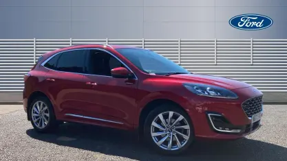 Used Ford Kuga Vignale 150 HP (110 kW) 2023 Red SUV