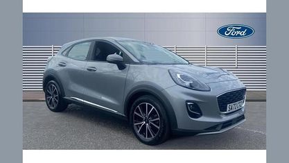 Usado Ford Puma Titanium 155 HP (114 kW) 2023 Prateado SUV