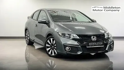 Używany Honda Civic SE Plus 142 KM (104 kW) 2016 Szary Hatchback