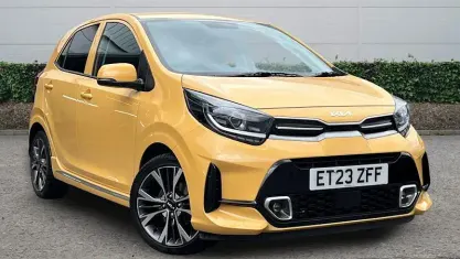 Second-hand Kia Picanto GT-Line 67 CP (49 kW) 2023 Galben Hatchback