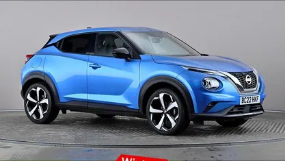 Blue Used 2022 Nissan Juke Tekna SUV | £14,197 (Fair price)
