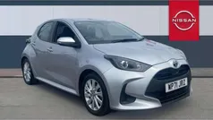 Silver Used 2021 Toyota Yaris Hybrid Hatchback | £13,999 (Good price)