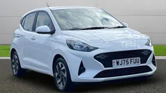 White New 2025 Hyundai i10 Advanced Hatchback | £15,495 (Good price)
