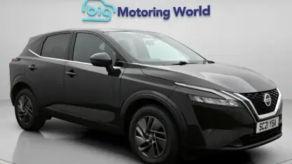 Used Nissan Qashqai Acenta Premium 140 HP (102 kW) 2021 Black SUV