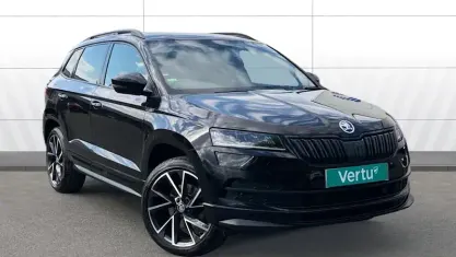 Begagnad Skoda Karoq SportLine 150 HK (110 kW) 2019 Svart SUV