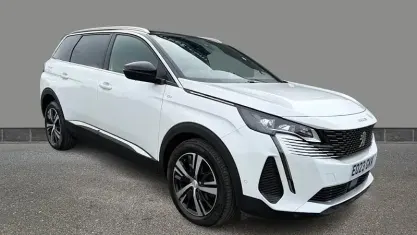 Used Peugeot 5008 GT 131 HP (96 kW) 2023 White SUV