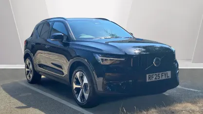 Used Volvo XC40 Plus 197 HP (144 kW) 2025 Blue SUV
